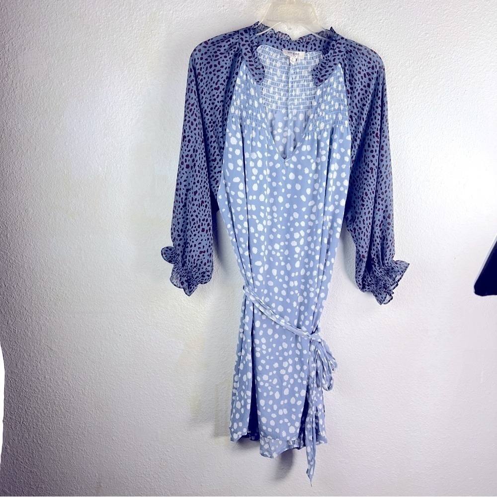 UMGEE USA Blue, White, black Shirred bodice & back lights no sleeve V-Neck Dress